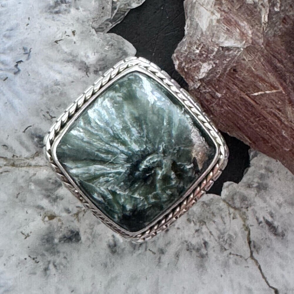 Sterling Silver Southwestern Style Square Serpentine Ring Size 8 For Women